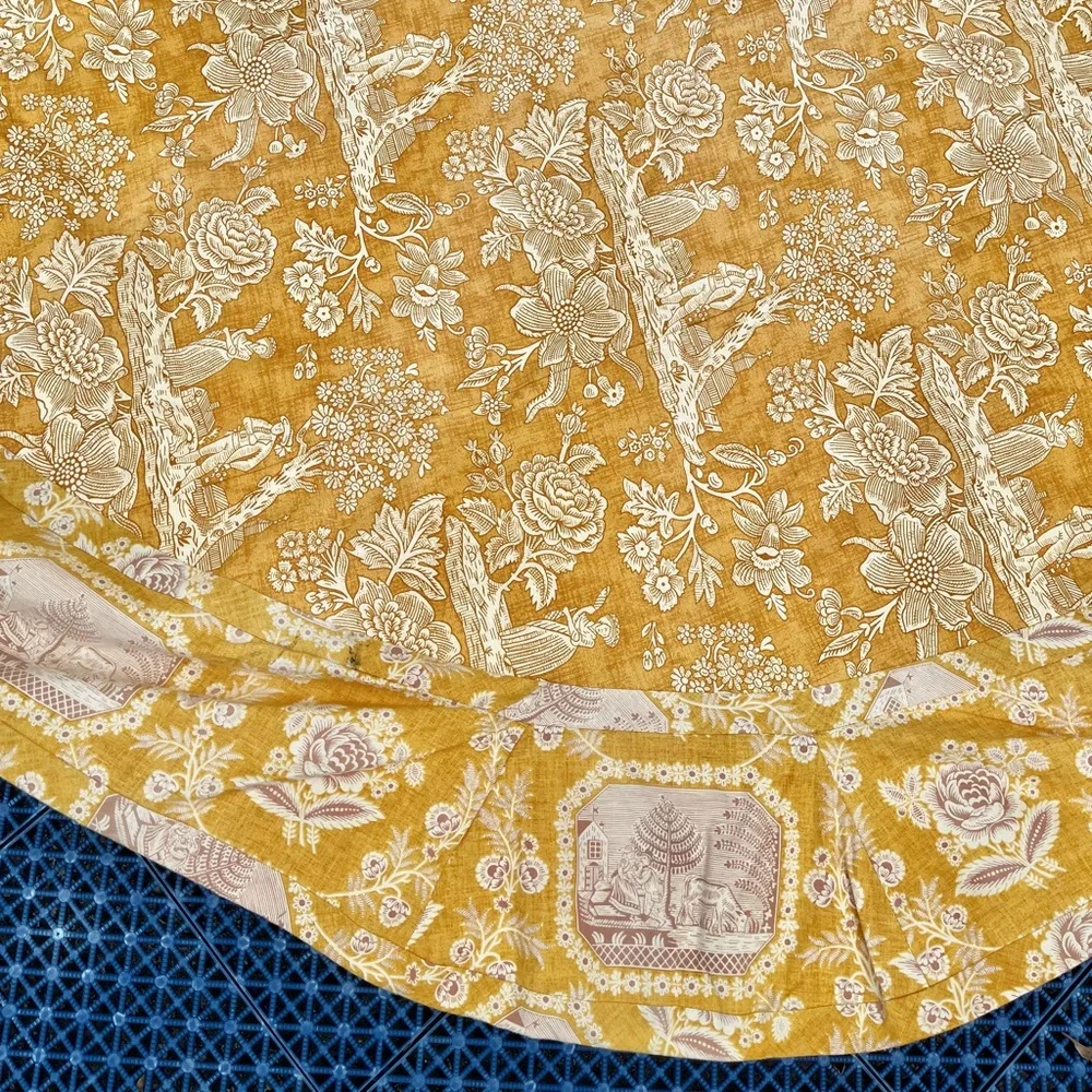 Jean Monro Ltd. Custom Made Round Natural Linen Tablecloth